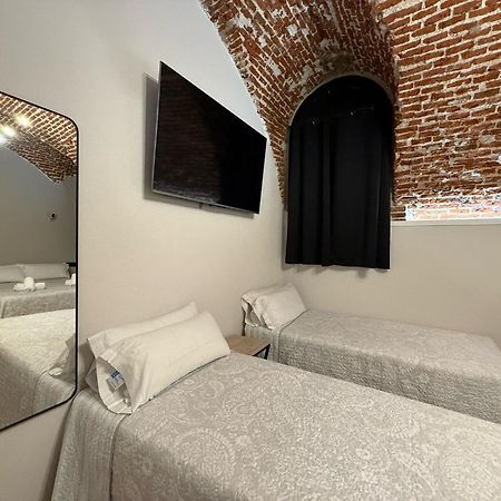 Cc Opera Suites Madryt Zewnętrze zdjęcie