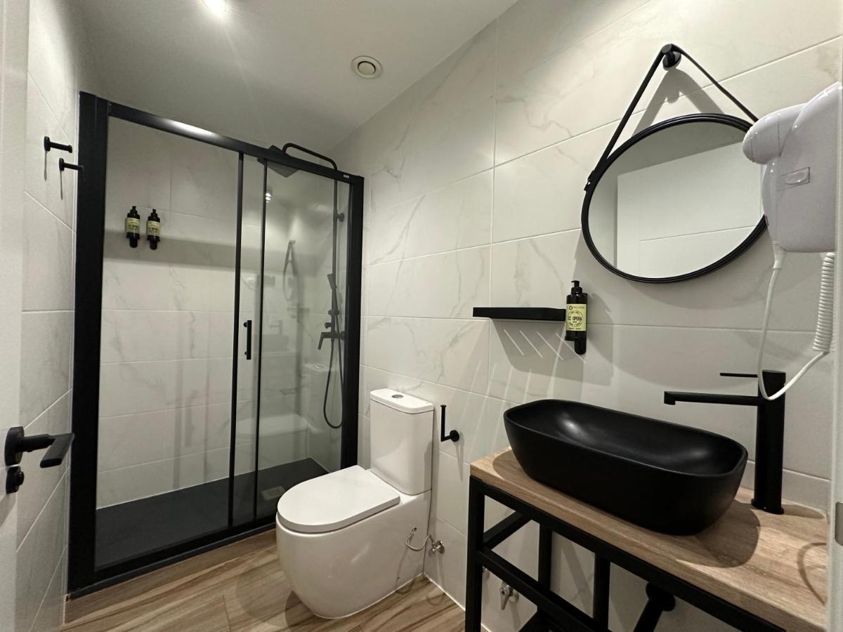 Cc Opera Suites Madryt Zewnętrze zdjęcie