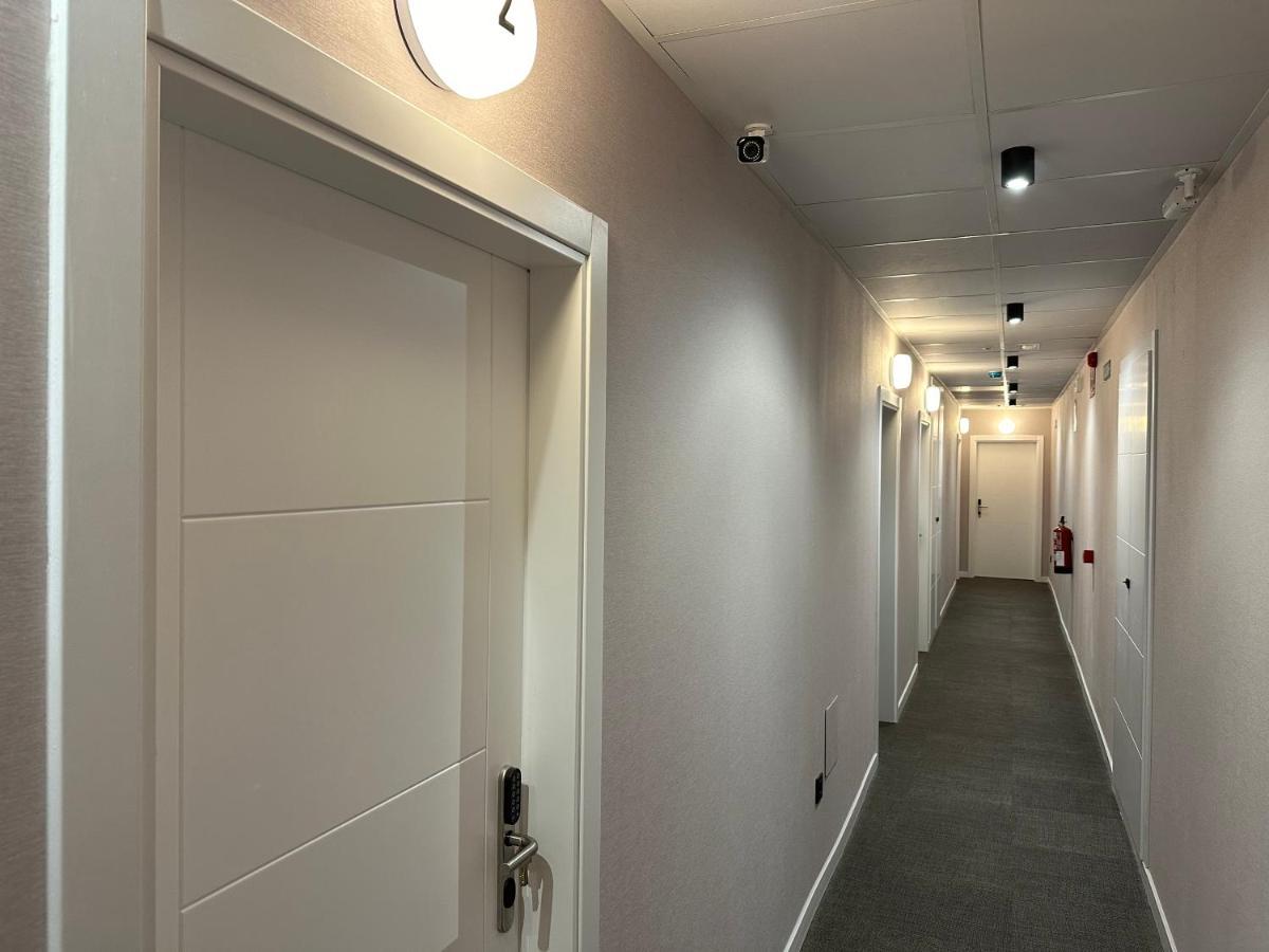 Cc Opera Suites Madryt Zewnętrze zdjęcie