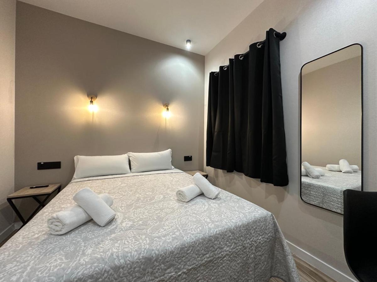 Cc Opera Suites Madryt Zewnętrze zdjęcie