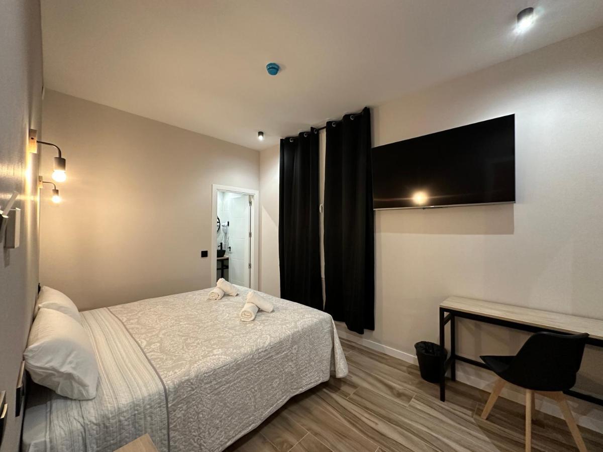Cc Opera Suites Madryt Zewnętrze zdjęcie