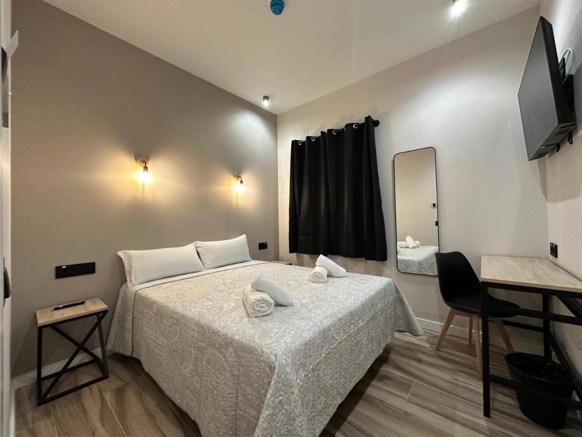 Cc Opera Suites Madryt Zewnętrze zdjęcie
