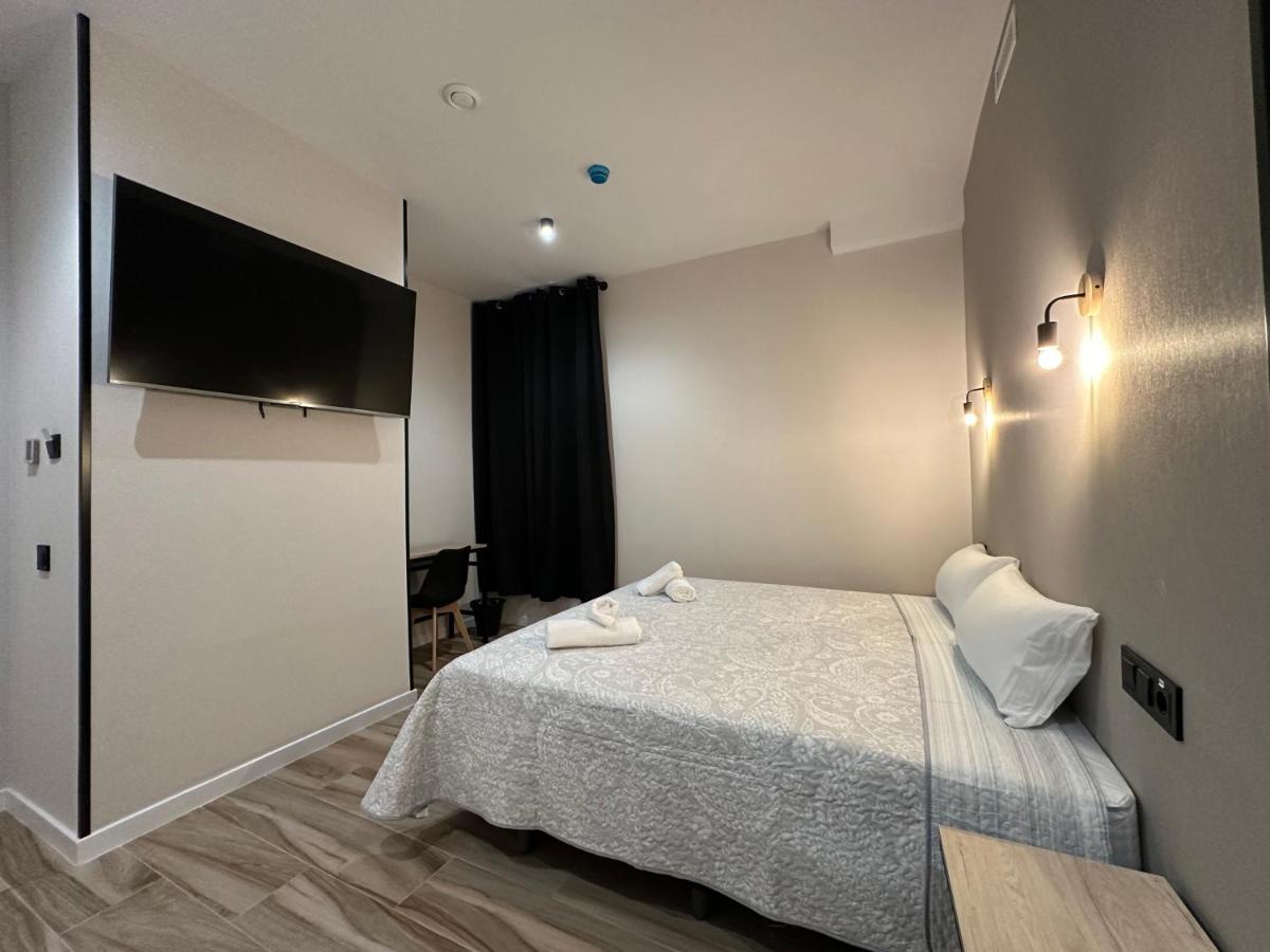 Cc Opera Suites Madryt Zewnętrze zdjęcie