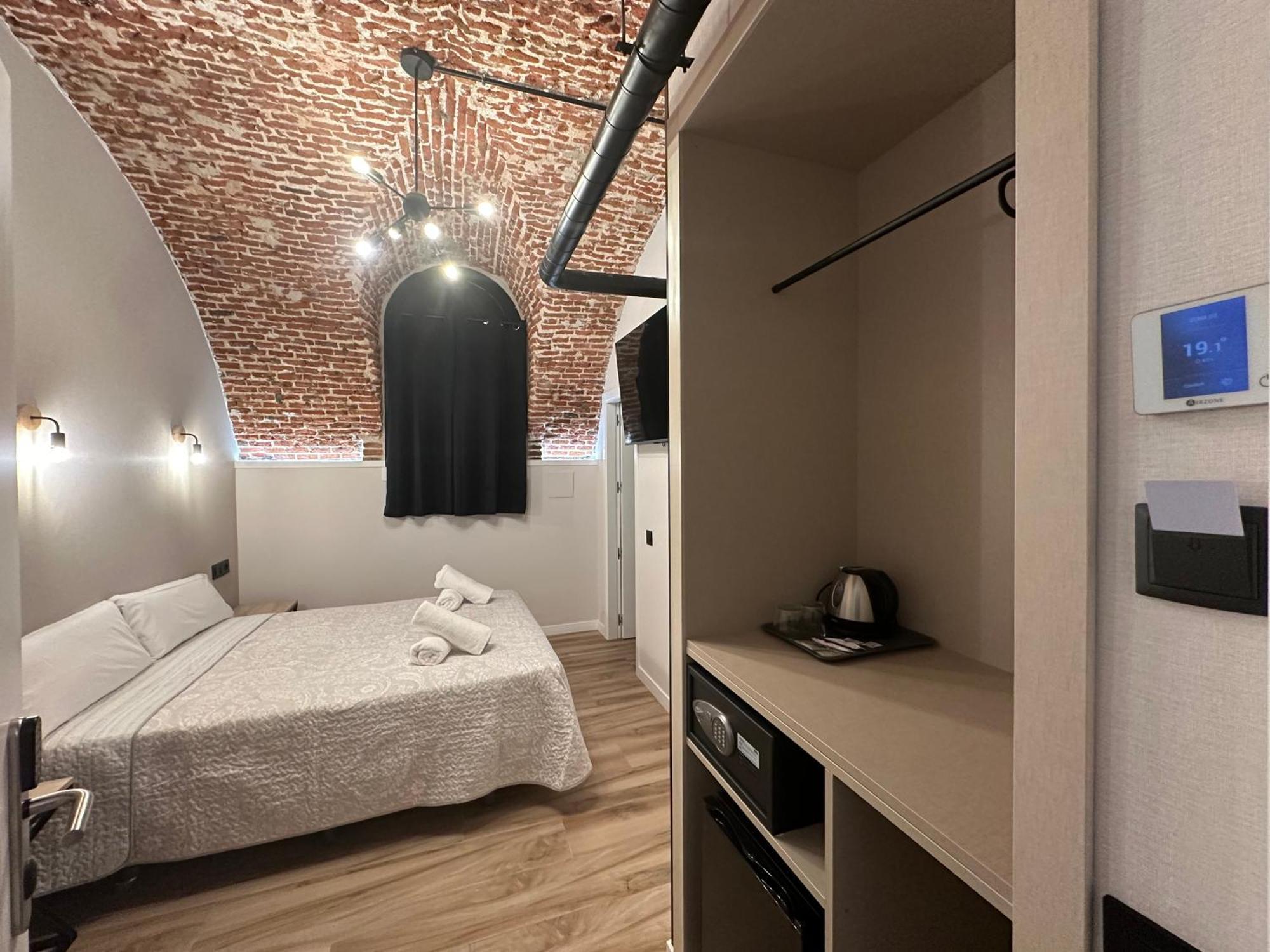 Cc Opera Suites Madryt Zewnętrze zdjęcie