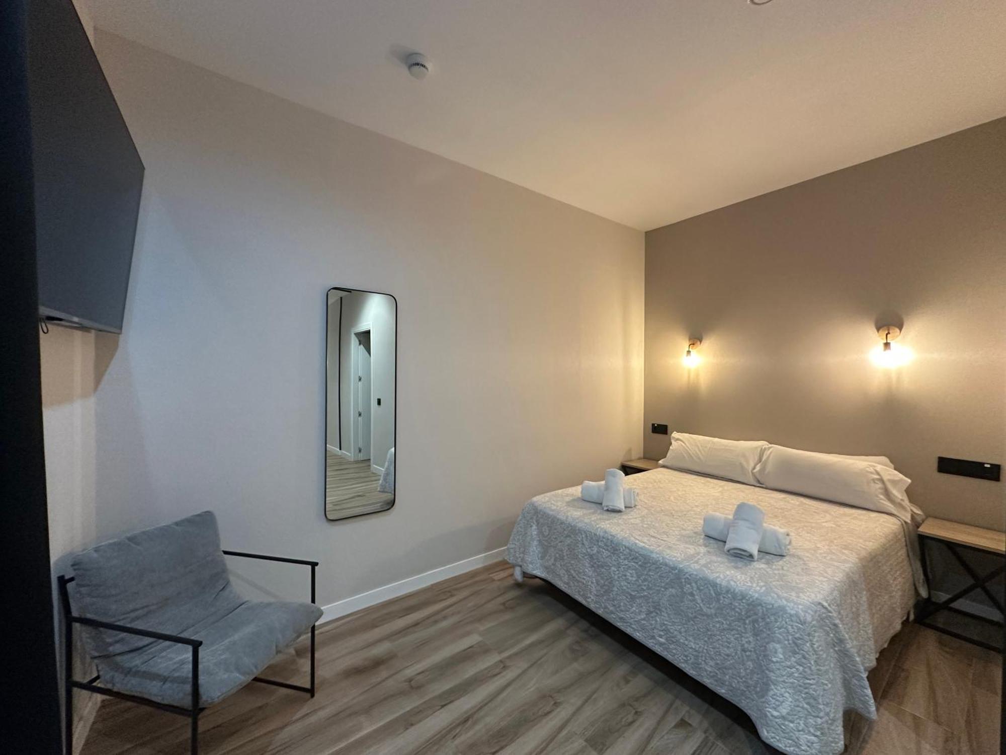 Cc Opera Suites Madryt Zewnętrze zdjęcie