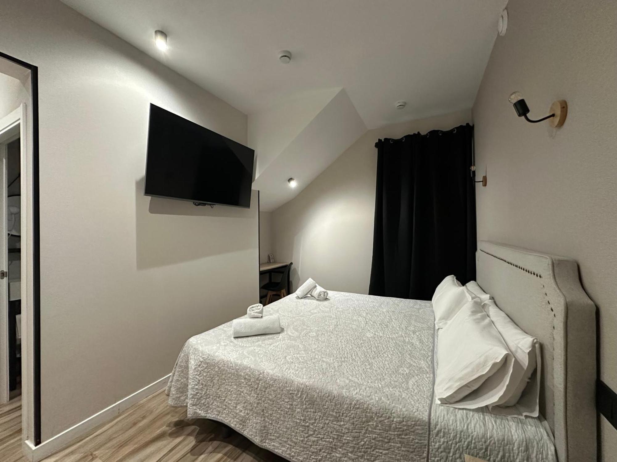 Cc Opera Suites Madryt Zewnętrze zdjęcie