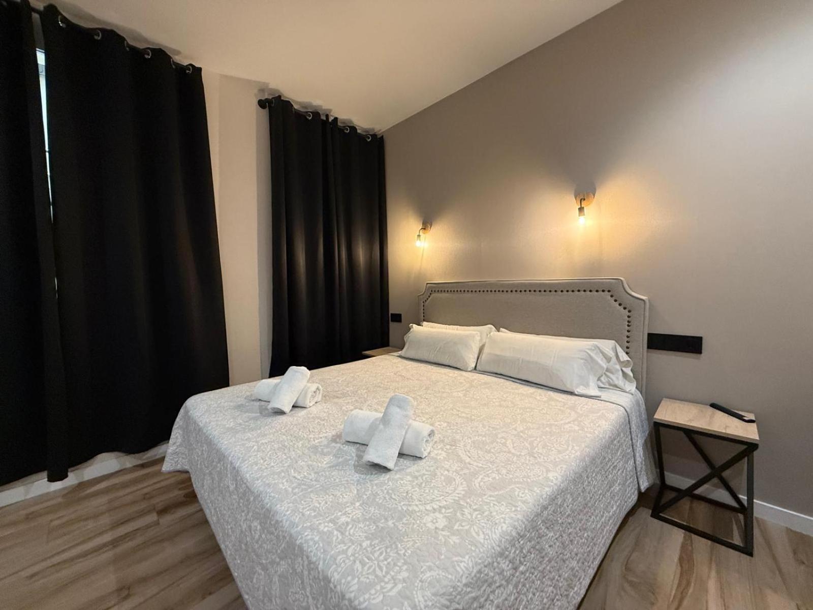 Cc Opera Suites Madryt Zewnętrze zdjęcie