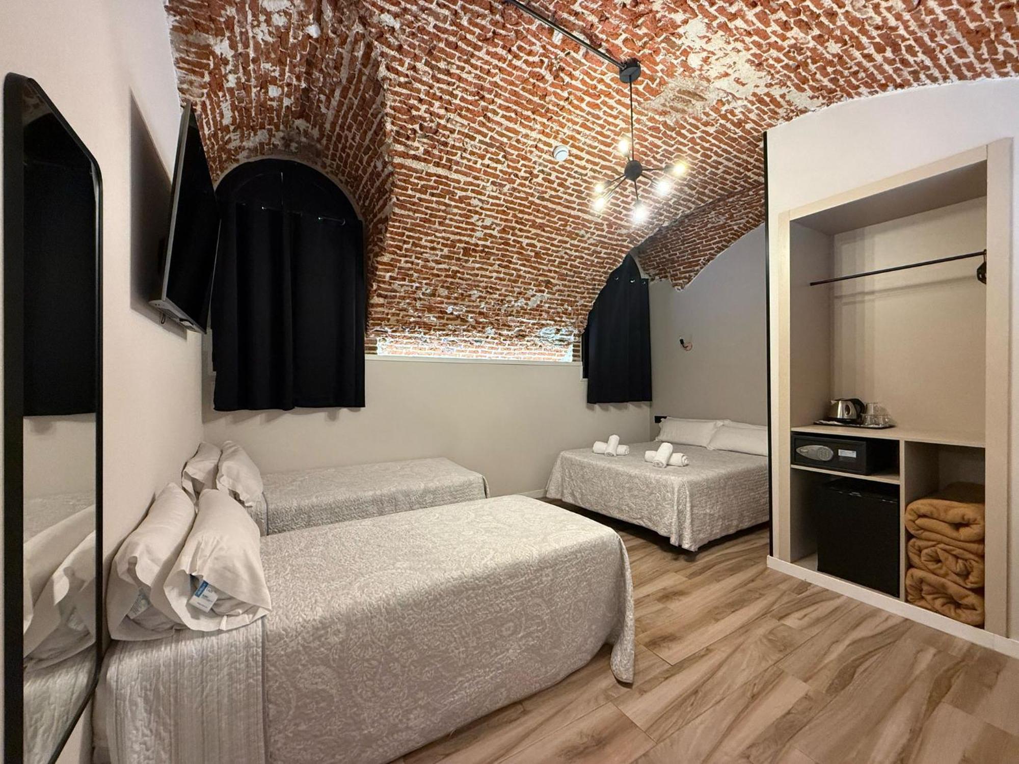 Cc Opera Suites Madryt Zewnętrze zdjęcie